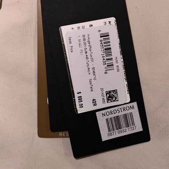 Hugo Boss Beige Set - Picture 4 of 11